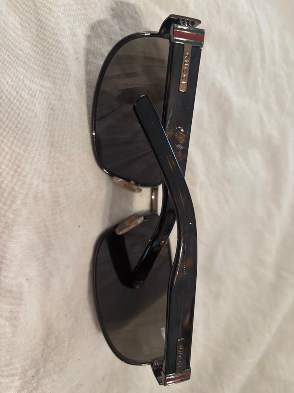 Gucci Black and Dark Gray Logo Accent Sunglasses - Picture 3 of 7